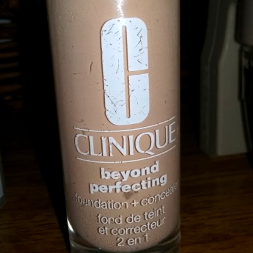 Clinique foundation+concealer (alabaster)